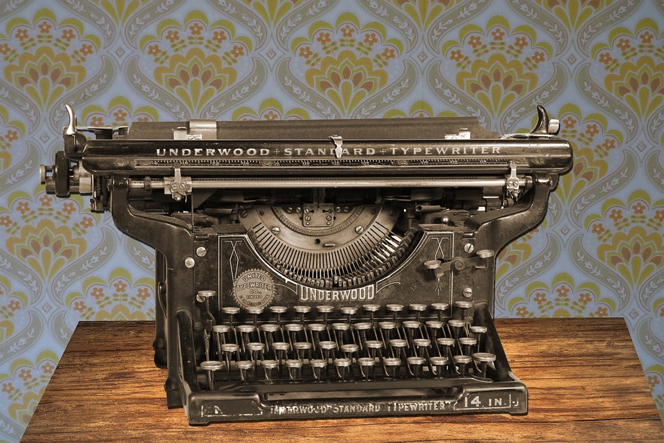 ¿Quién inventó la Máquina de Escribir y en qué año? 5